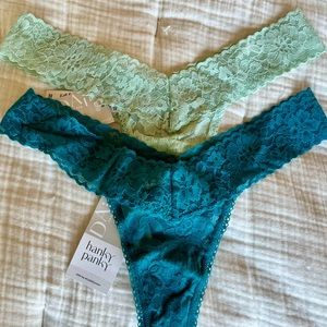2 NWT Daily Lace low rise thongs Hanky Panky